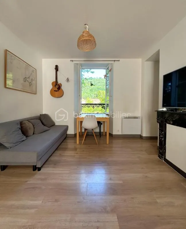Charmant T2 avec jardin – Uriage-les-Bains - Libre de toute occupation