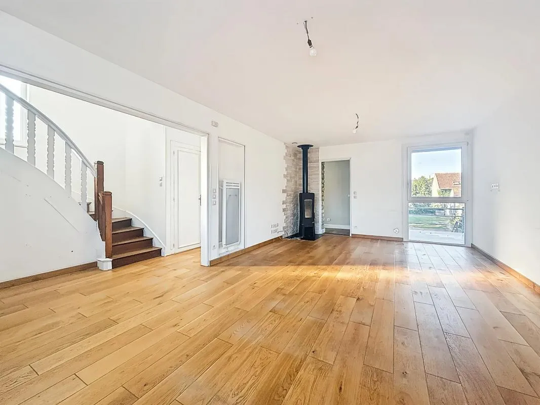 Maison de 6 pièces de 144 m² située à Nemours
