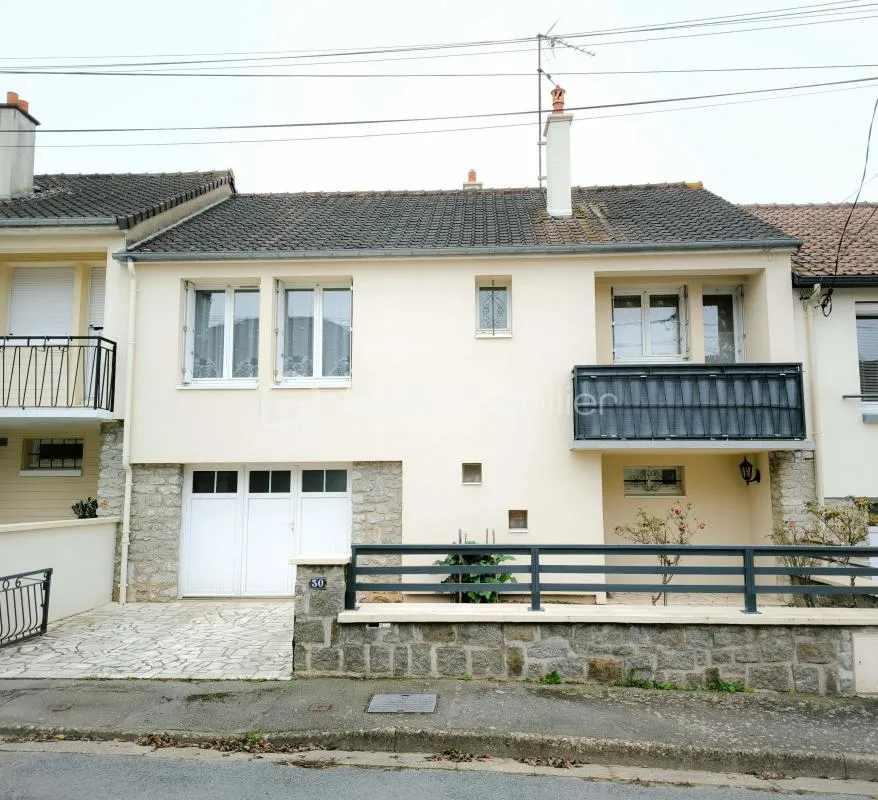 EN EXCLUSIVITÉ - POUR INVESTISSEUR MAISON 3 CHAMBRES DE 82 m² - LES FOURCHES 53000 LAVAL