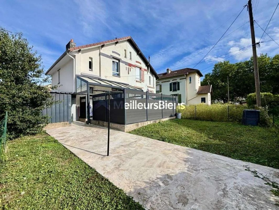 Maison mitoyenne d'un côté - JOEUF