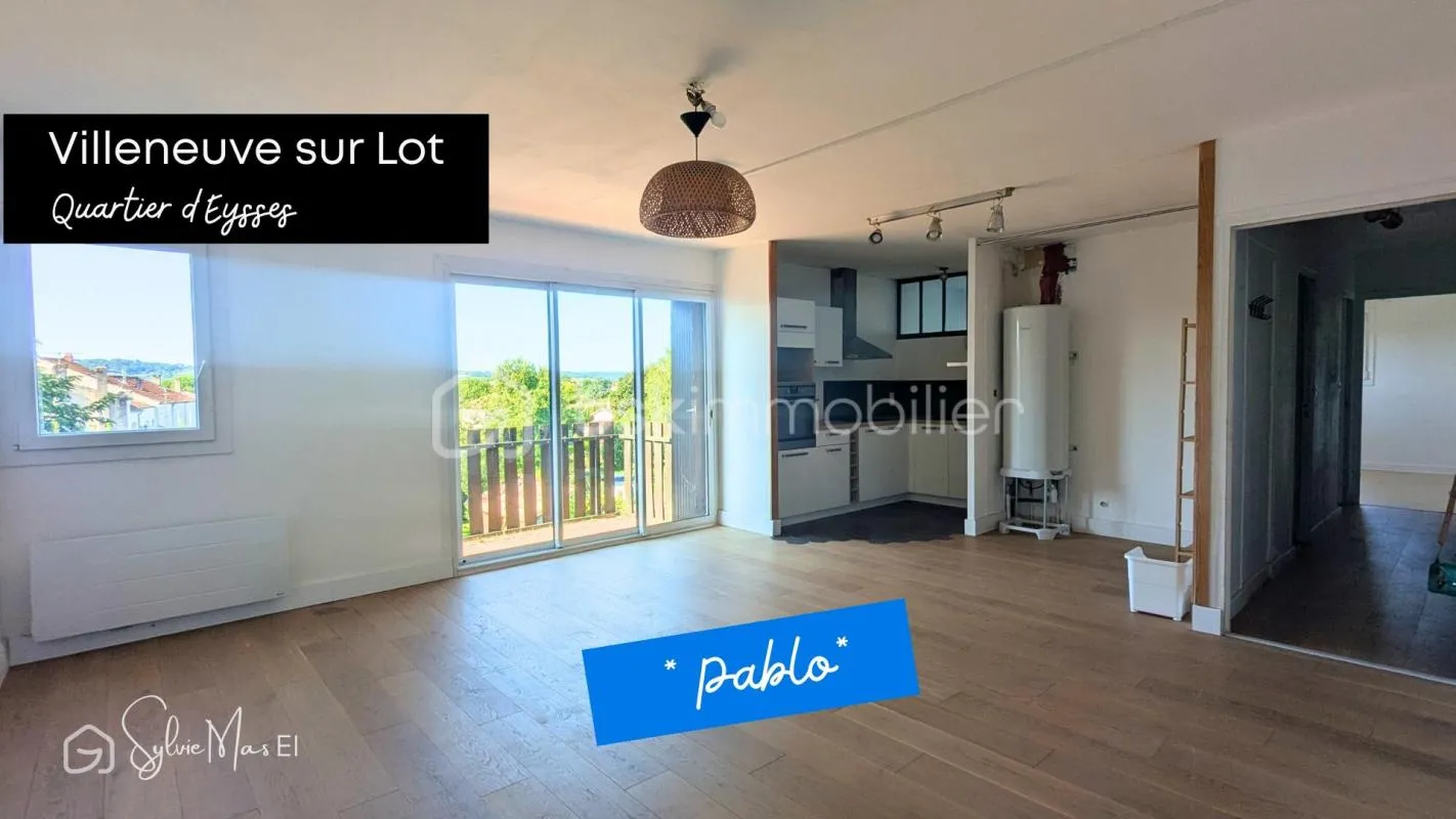 Appartement T3 de 73 m² - 2 balcons - 2 places de parking