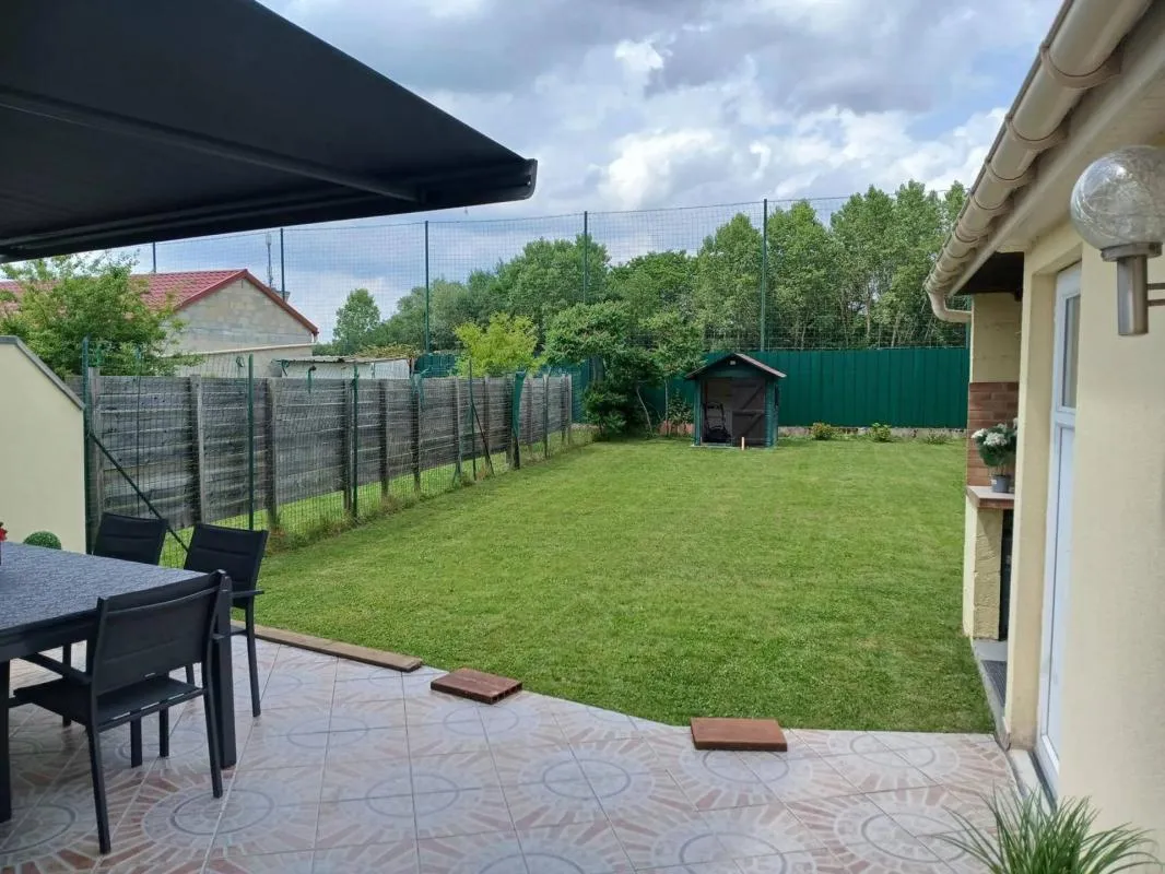 Maison 6 pièces de 122 m2 en vente, située Pontcarré