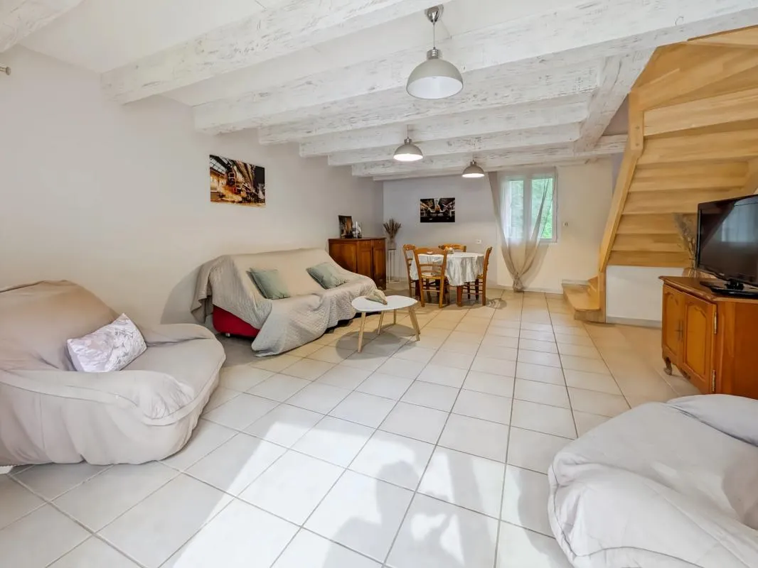 Maison de 3 pièces de 75 m² située à Riols