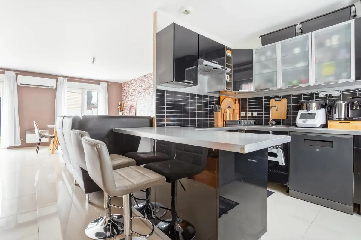 Maison de 5 pièces de 119m2 avec jardin en vente à Hem - Idéal pour les familles