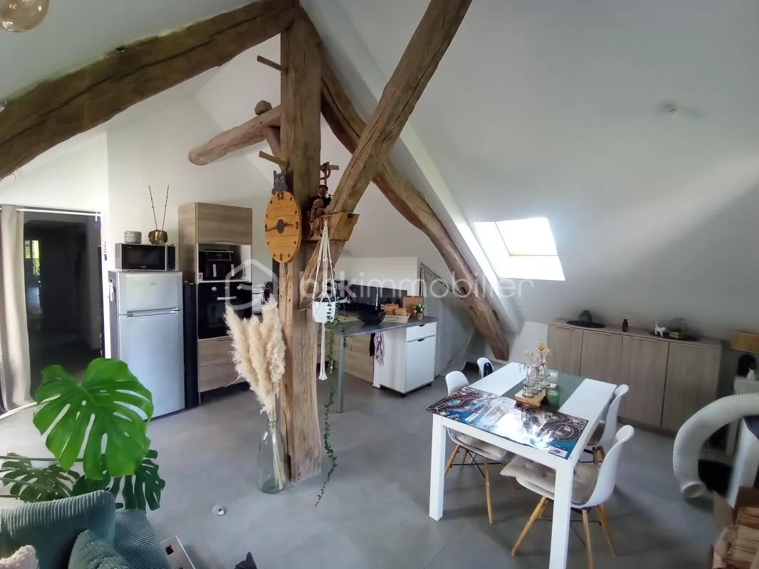 SUPERBE APPARTEMENT T3 RECENT  DANS MAISON EN DERNIER ETAGE AVEC TERRASSE, SANS VIS A VIS!!!