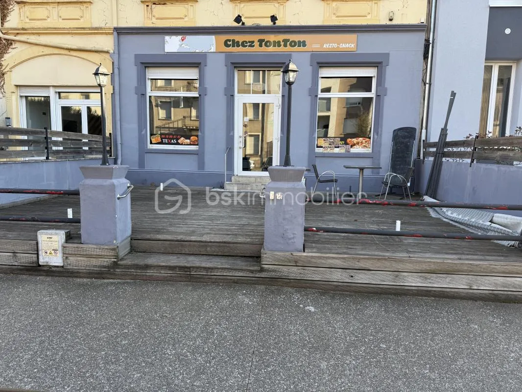 À Vendre : Local commercial bar-restaurant de 117m² avec terrasse – Yutz, Rue de la République