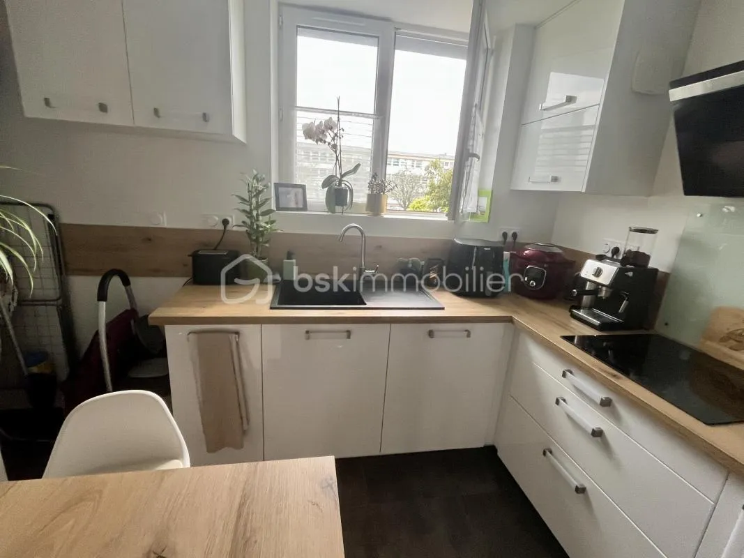 📍 Appartement T4 de 74 m² – entièrement rénové & vendu meublé