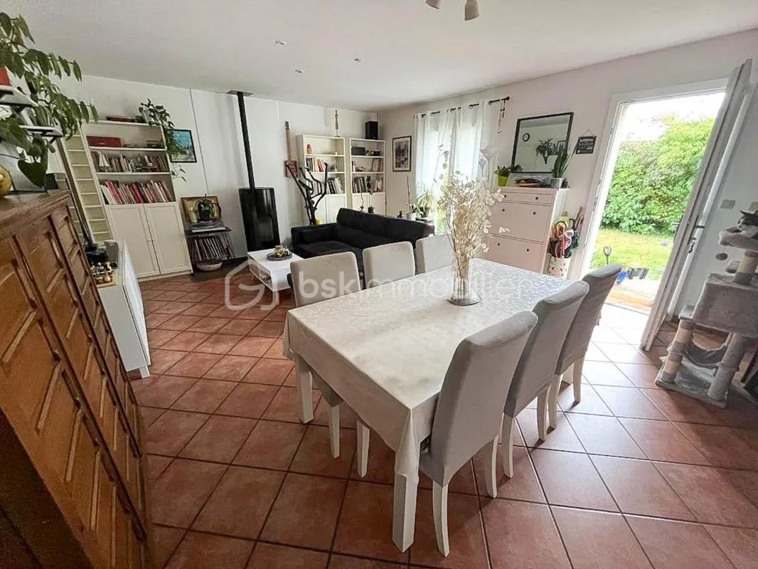 Maison individuelle , secteur calme et privilégié