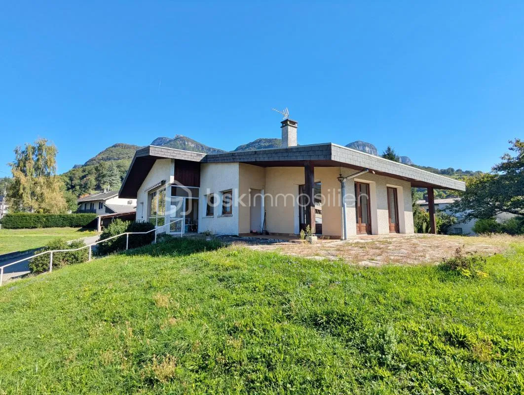 maison avec grand terrain