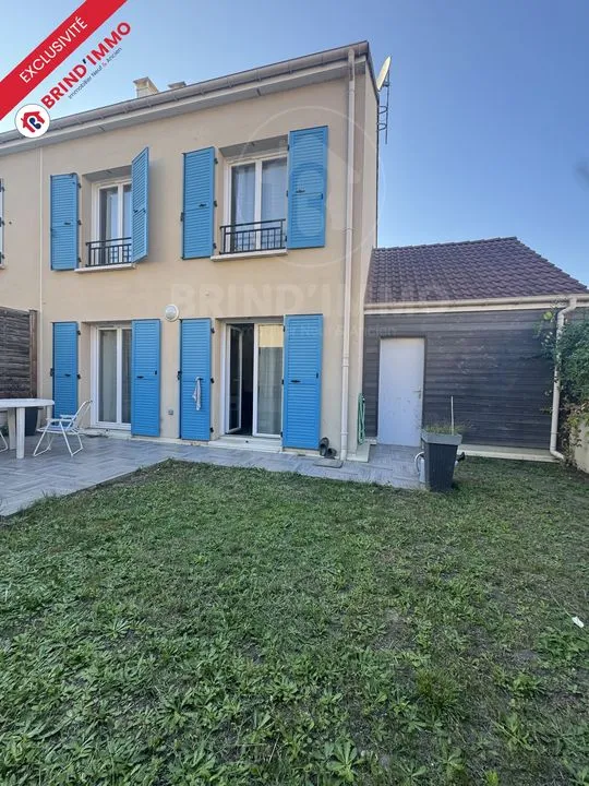 Maison de 4 pièces avec garage et jardin