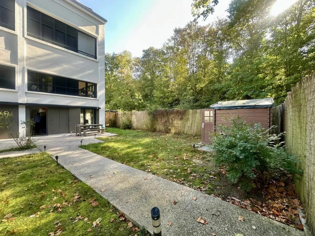 Appartement de 5 pièces de 95 m² situé à Stains