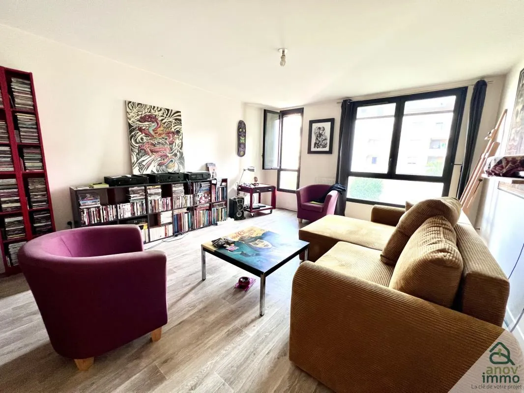 POITIERS (86000) - APPARTEMENT 49 m2 - T2 - 1 PLACE DE STATI