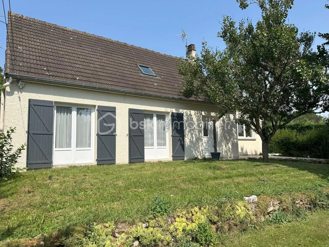 MAISON T6 de 160m² sur un terrain de 3100m² A Pommeuse
