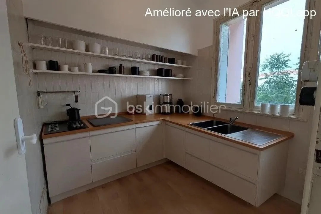 Opportunité à saisir : T3 avec balcon à proximité du métro