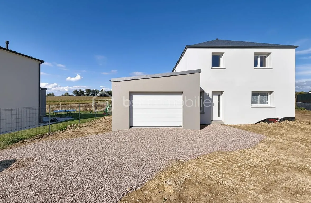 Maison neuve 94 m² – La Chapelle-du-Lou-du-Lac