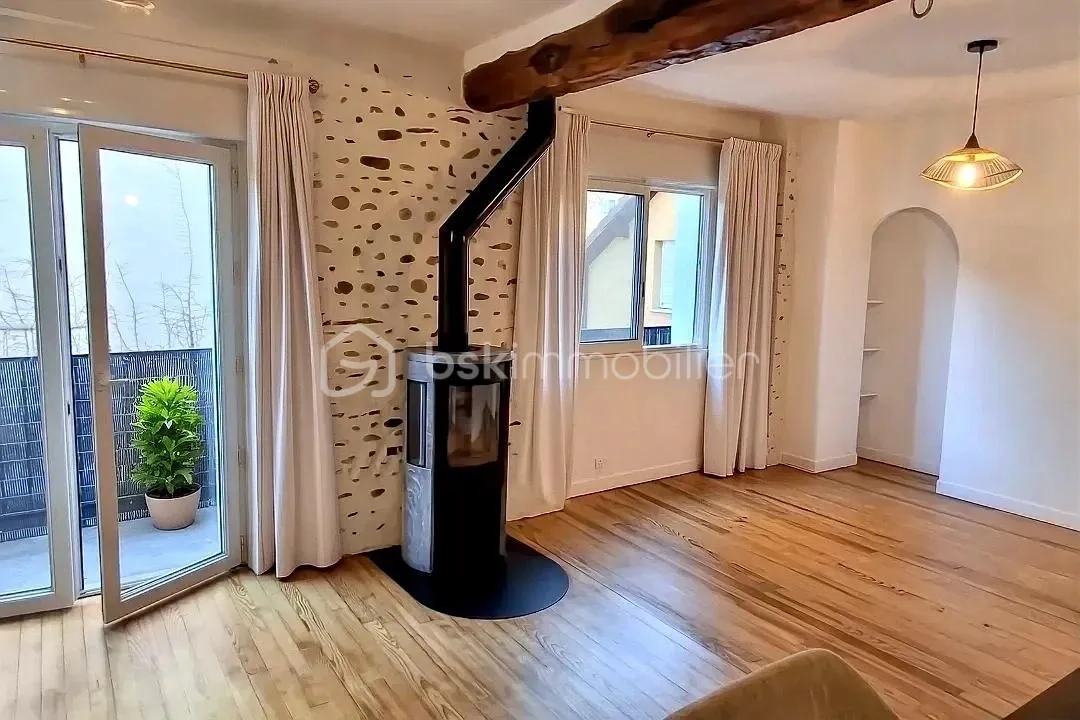A VENDRE - DUPLEX d’exception en plein coeur de PAU - T3 - 2 CHAMBRES - 69,68 m2 - CALME - PROCHE COMMERCES