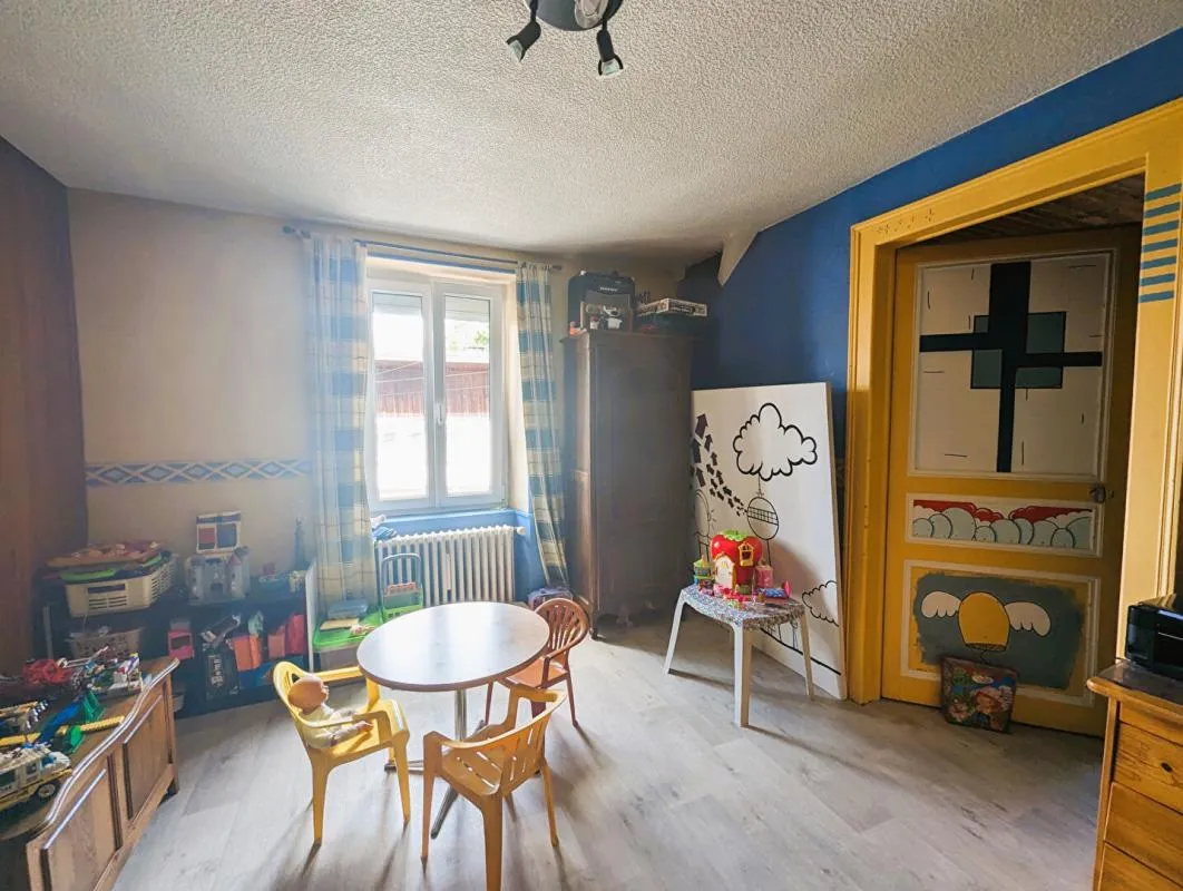 Maison 6 pièce(s) 141 m2
