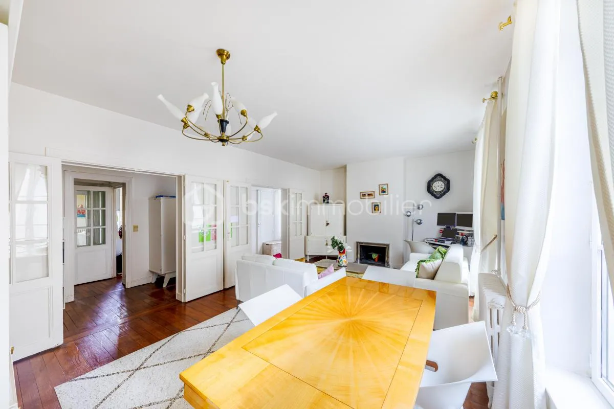 Appartement F4 Rue d'Alsace à 100 mètres du château