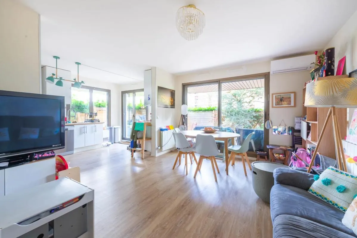 Appartement de 3 pièces de 71 m² situé à Saint-Cloud