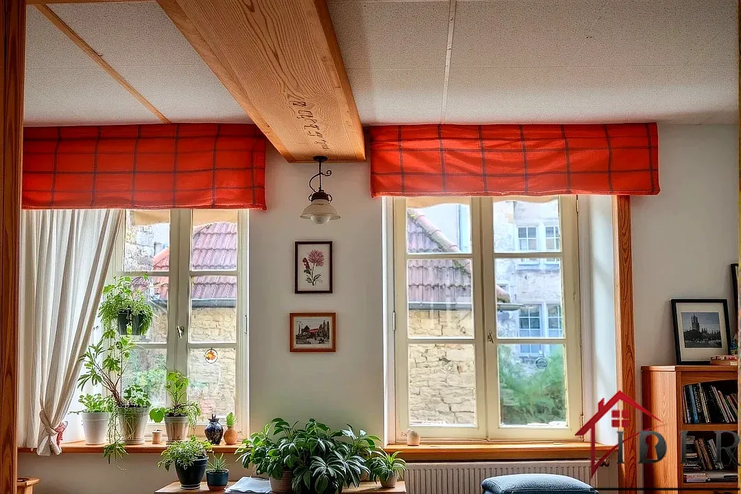 Confort familial en centre-ville : 4 chambres, 2 salles de b