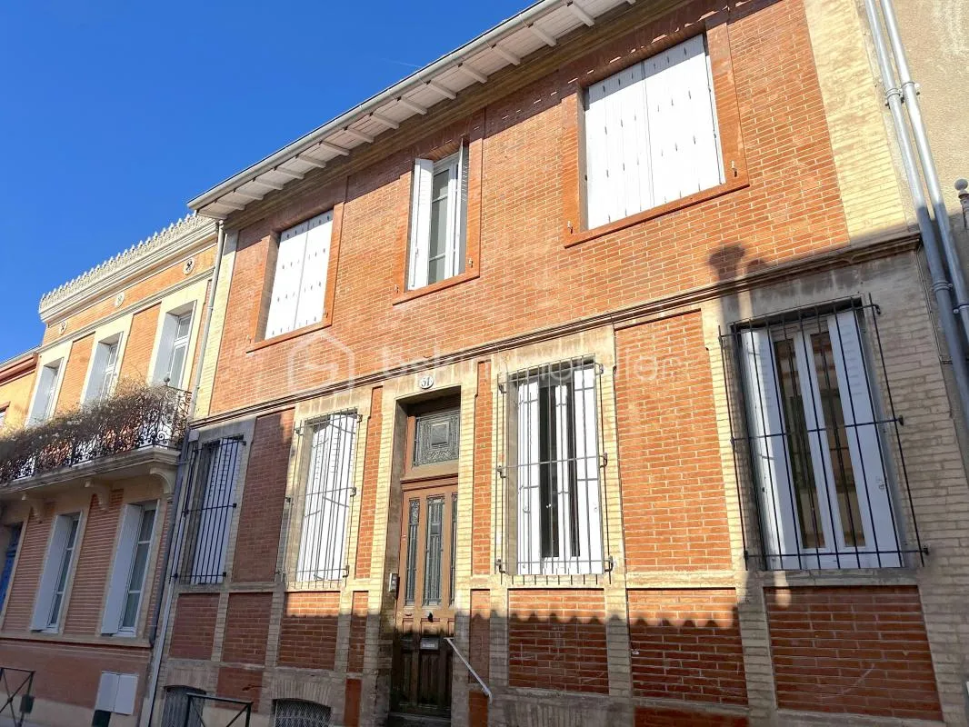 Maison 7 pièces 180m2 + Place de parking