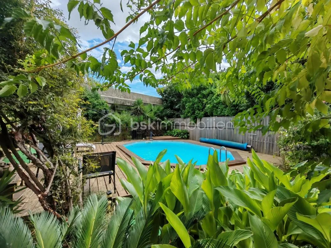 Jolie maison familiale avec piscine