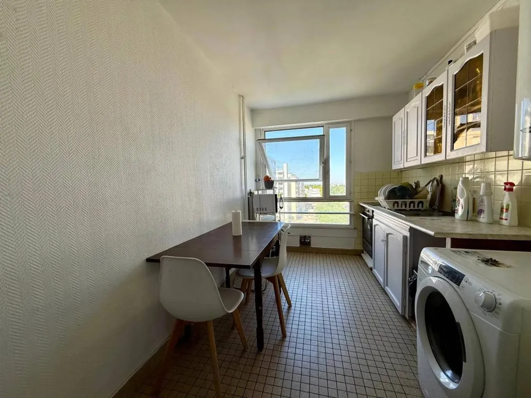 Appartement de 4 pièces de 84 m2 en vente à Évry-Courcouronnes  – Vendu loué meublé – Rentabilité nette de 8,08 %