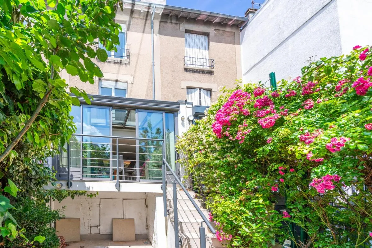 Maison entièrement renovée avec jardin et terrasse - 118m²