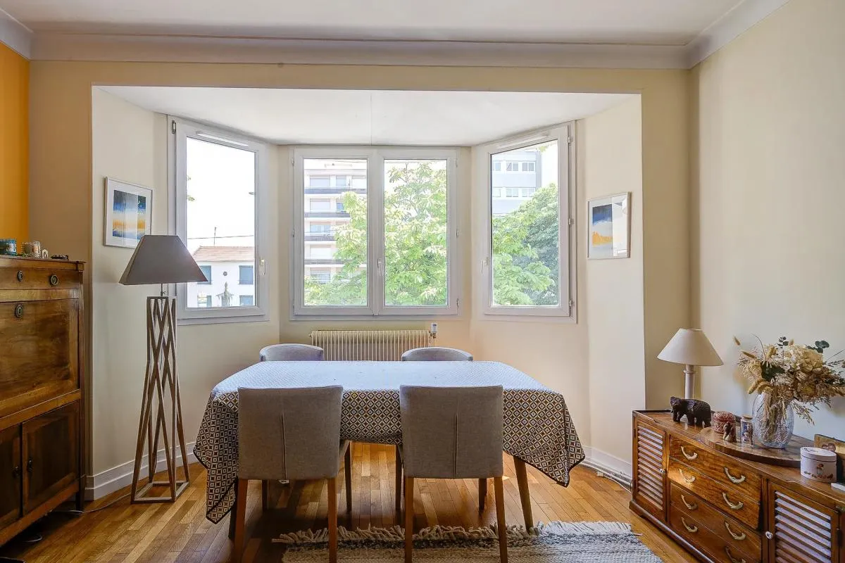 Appartement de 3 pièces de 70 m2, situé à Nanterre