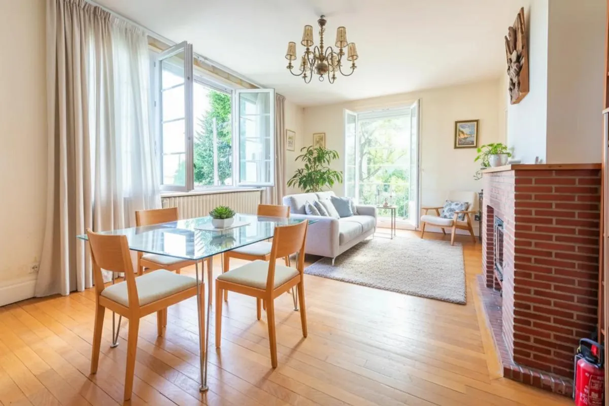 Maison de 7 pièces de 170 m2 avec jardin situé à Marly-le-Roi