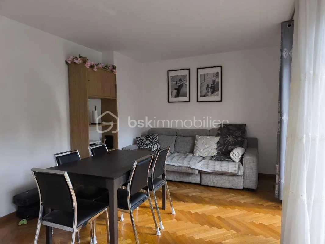 Appartement Familial 4 pièces avec Balcon et Box