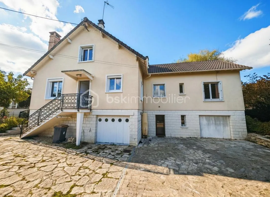 Maison traditionnelle - 4 chambres