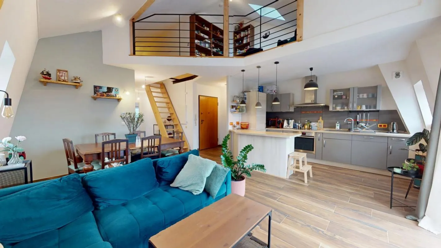 Appartement 3/4 pièces avec mezzanine et terrasse – Fegersheim