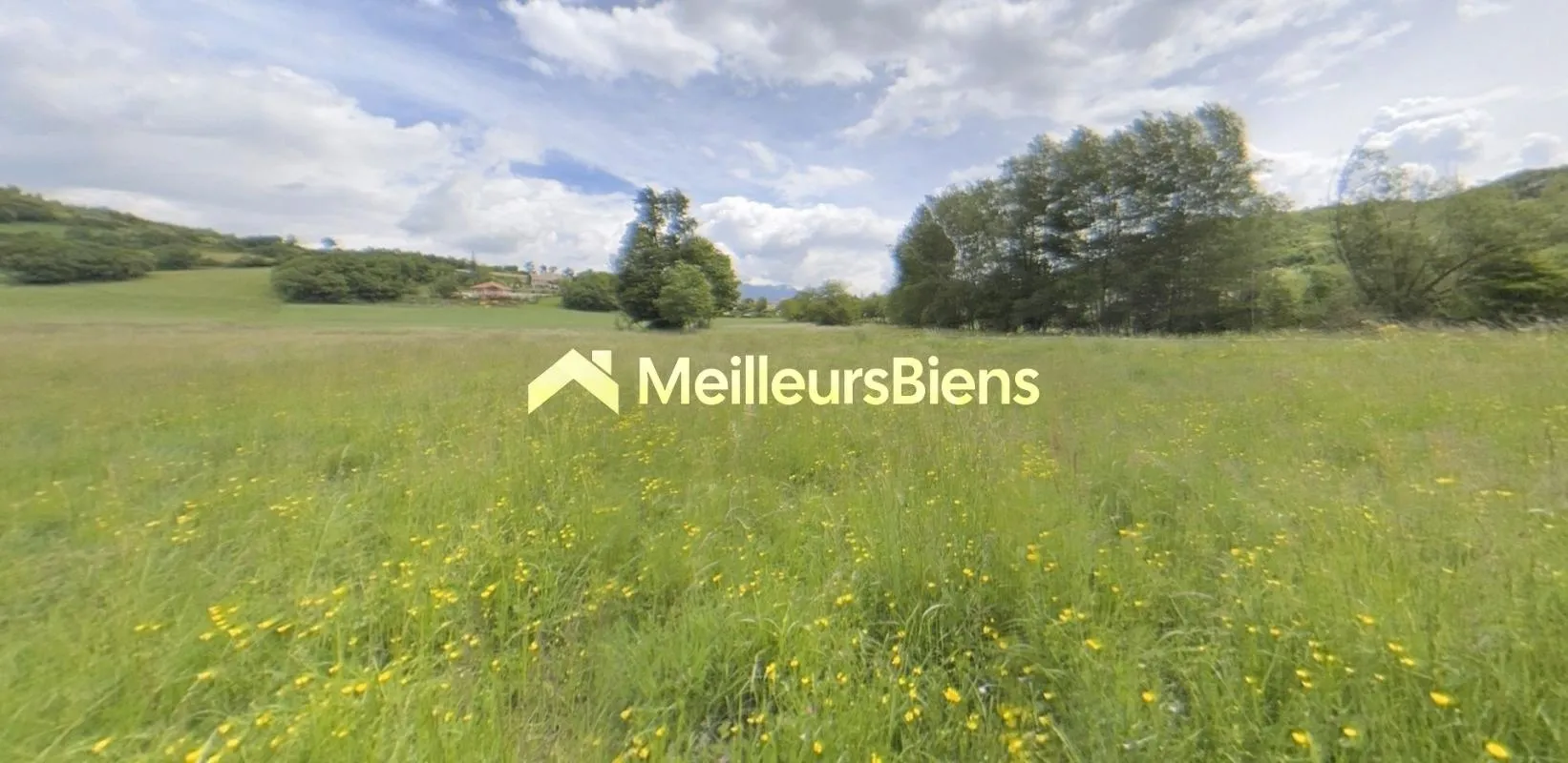 Magnifique terrain à Gap en pleine nature 833 m2 pour 200 m2 à construire