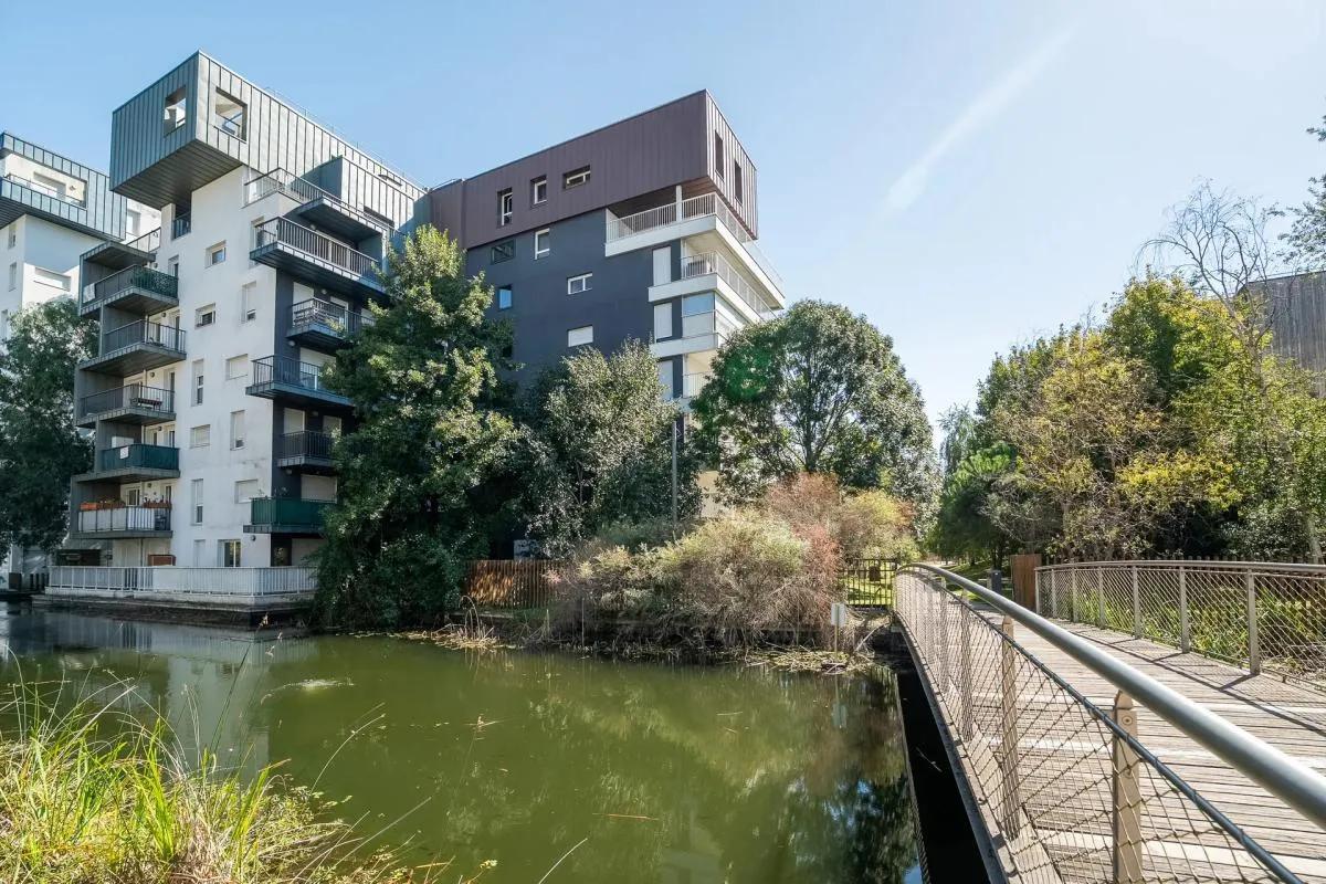 Appartement 3 pièces de 63 m² situé à Bordeaux