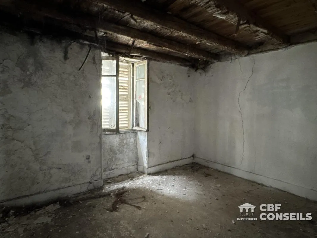 IMMEUBLE À RENOVÉ