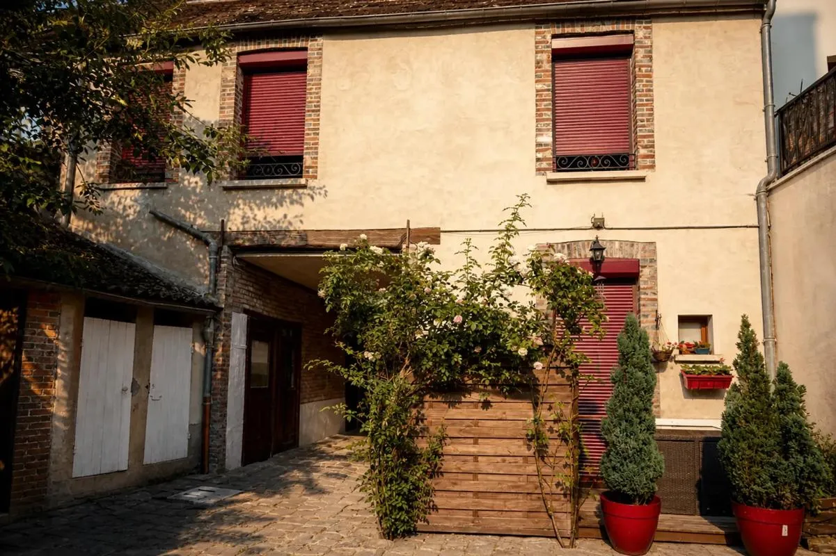 Appartement de 4 pièces de 80 m² à Lorrez-le-Bocage-Préaux