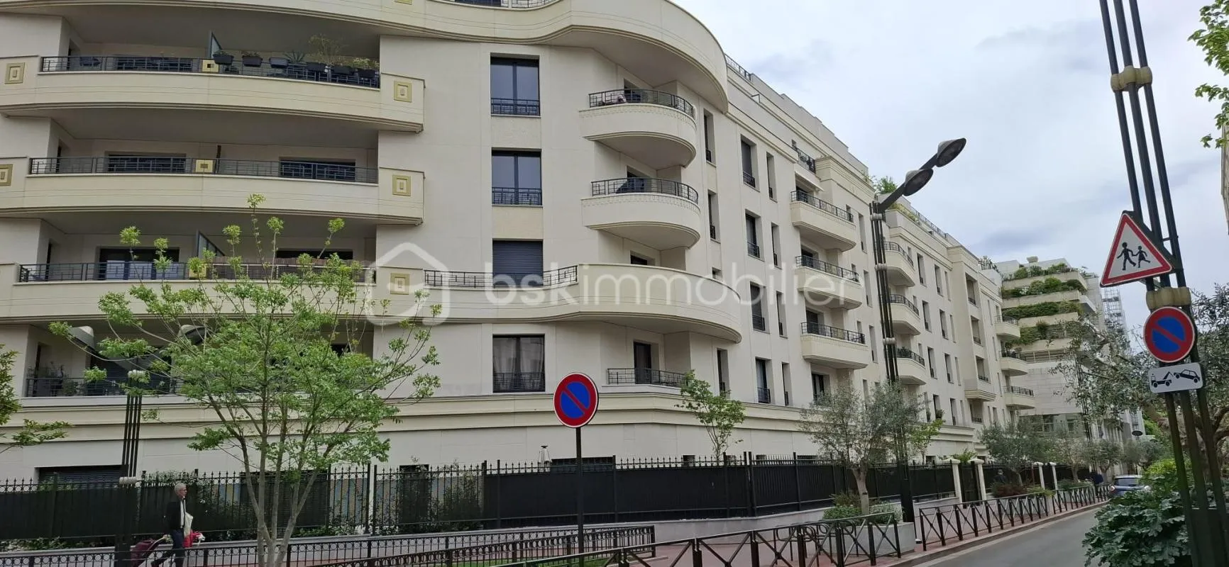 Place de parking - Proche Place Pompidou et planchette - Levallois-Perret