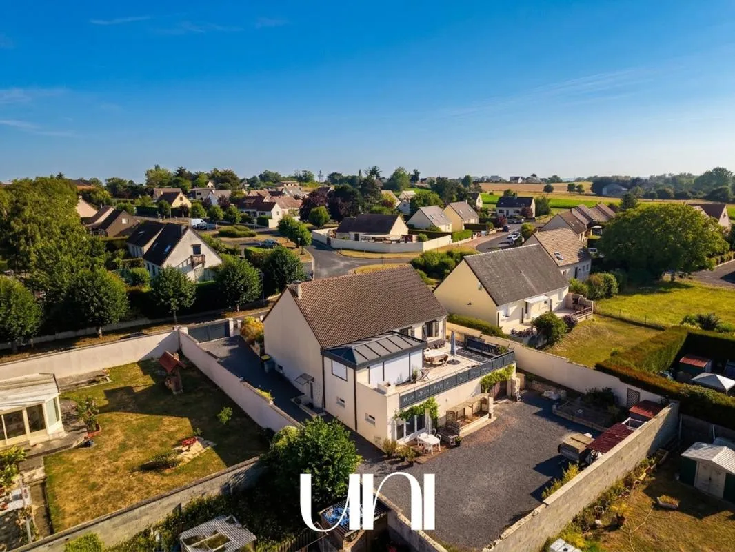 Maison 7 pièces de 174m2 de plain-pied - Ver Sur Mer