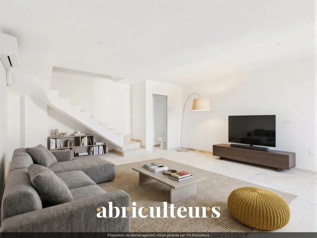 Lambesc (13410) - Maison de village rénovée, toutes commodités à pied