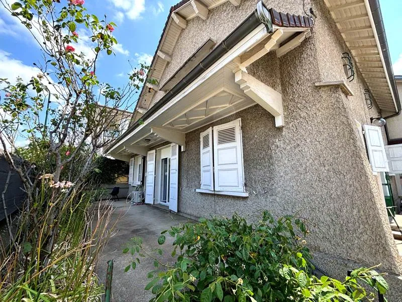Maison de 5 pièces principales