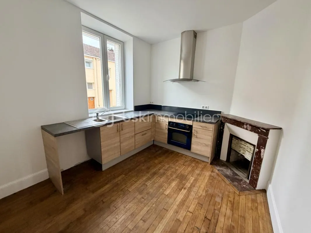 Maison de ville T5 avec jardin - CHARLEVILLE-MÉZIÈRES