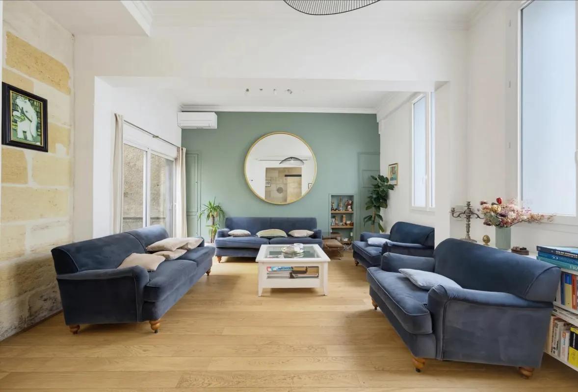 Maison de 6 pièces de 117 m² à Talence