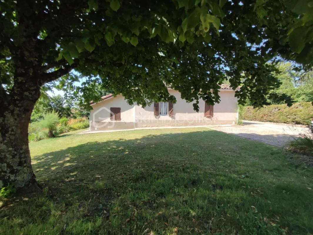 Salvagnac - proche du centre du village