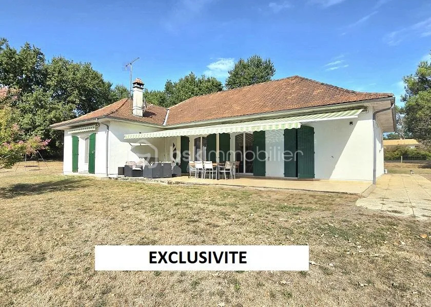 MAISON 3 CHAMBRES (POSSIBILITE 4) DE 138 M2 SUR UN TERRAIN DE PLUS DE 9 000 M2 !!!