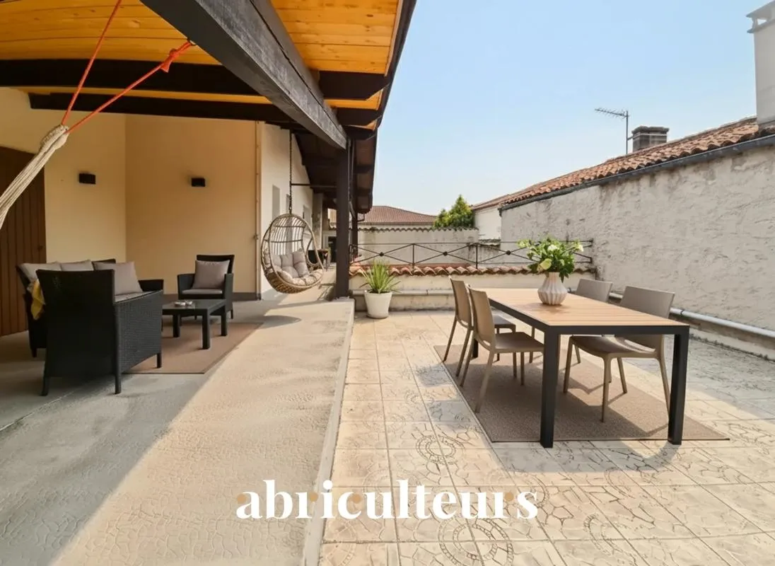 Maison avec terrasse de 45 m² e en vente à Cognac ( 16100)