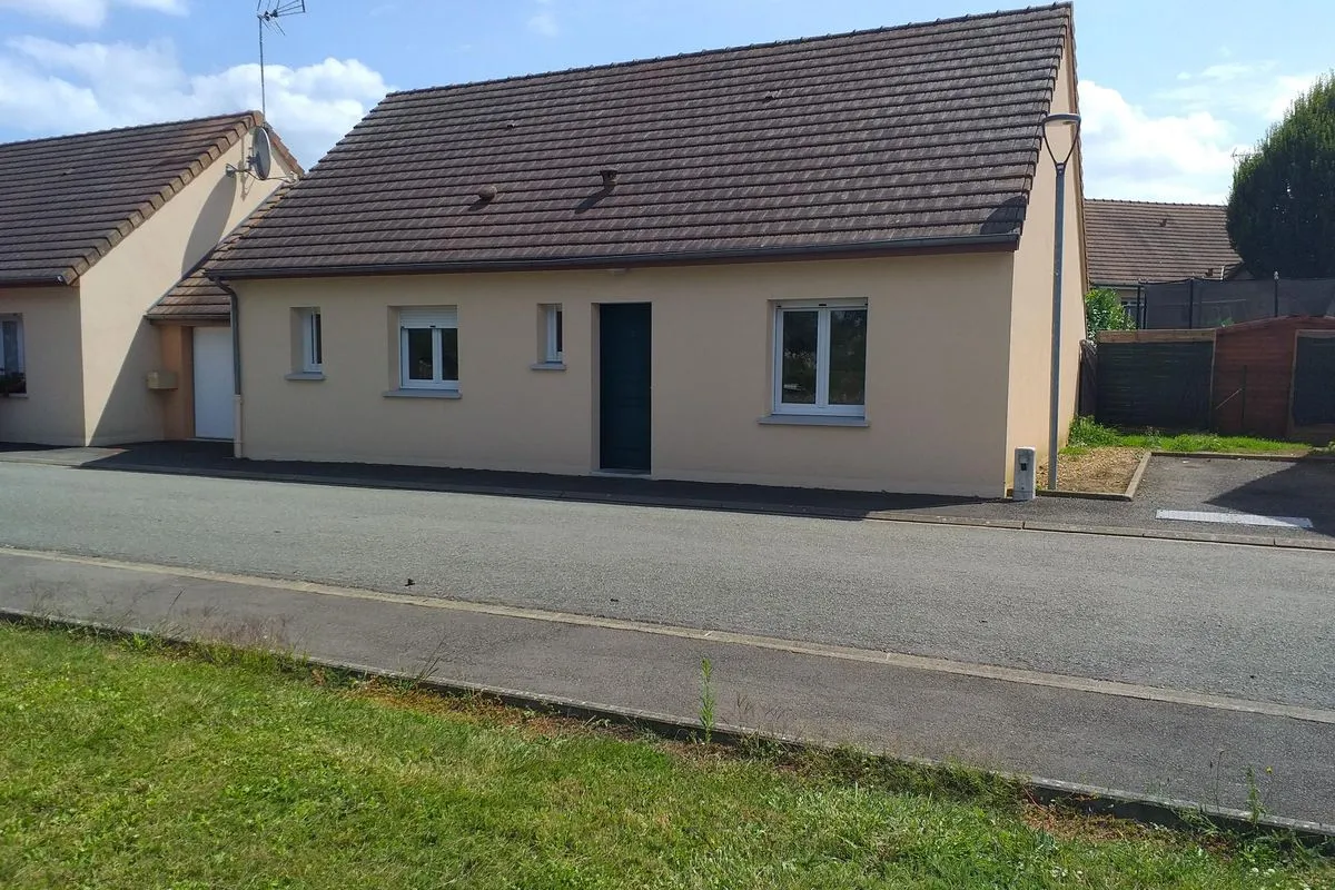 À VENDRE : SEMUR EN VALLON - MAISON T3 - 69 M²