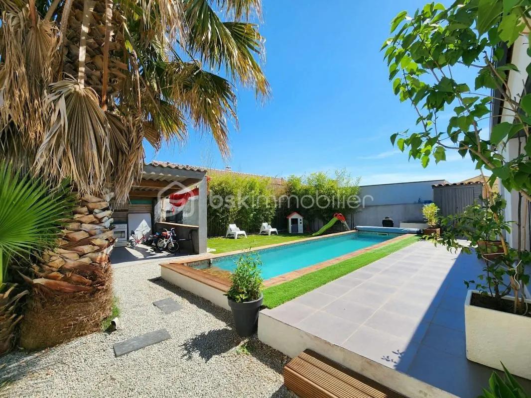 MAISON DE PLAIN-PIED CONTEMPORAINE (116 M²) ÉDIFIÉE SUR UNE PARCELLE DE 450 M2