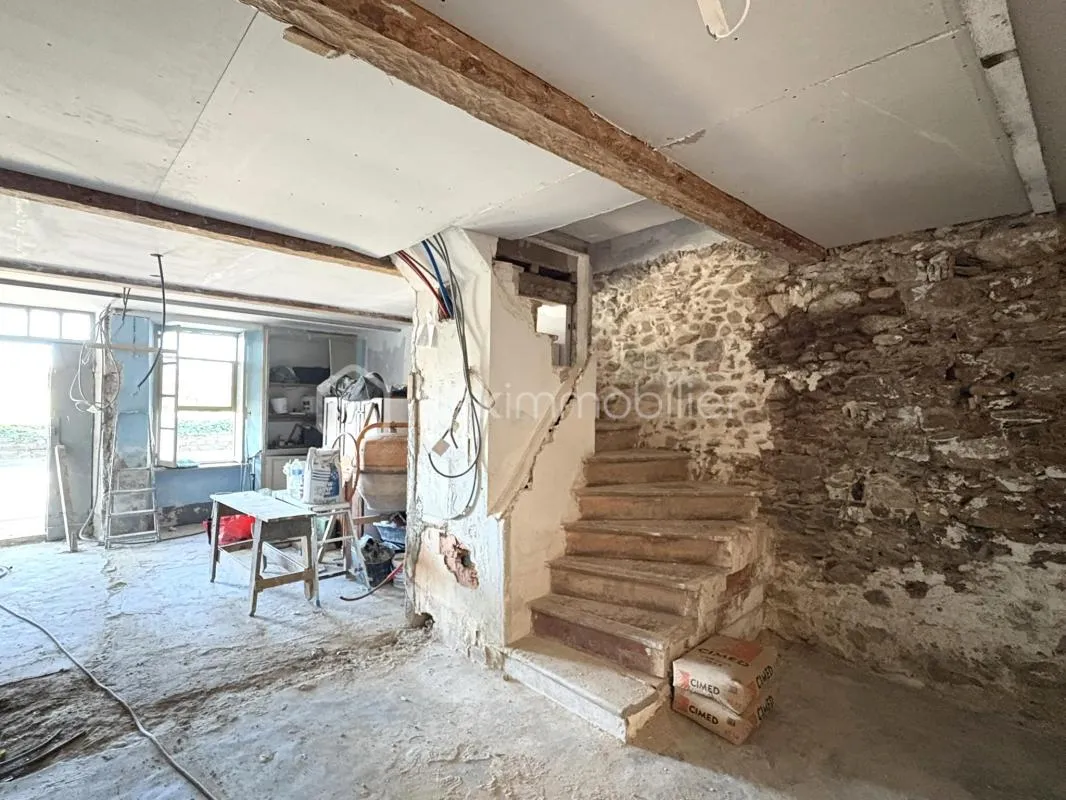 Caunes-Minervois – Maison 88 m² à finir de rénover – 4 chambres + cour