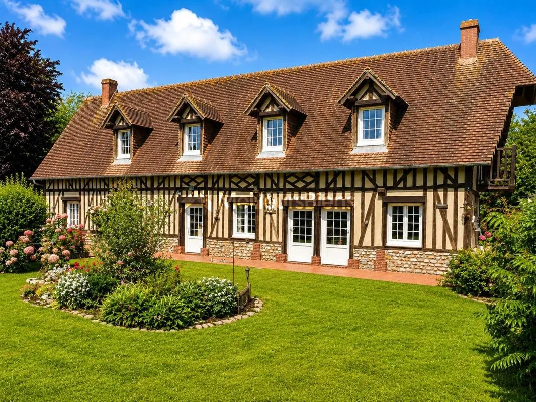 Maison normande 117 m² à Goupil-Othon avec terrain paysagé 1400 m²